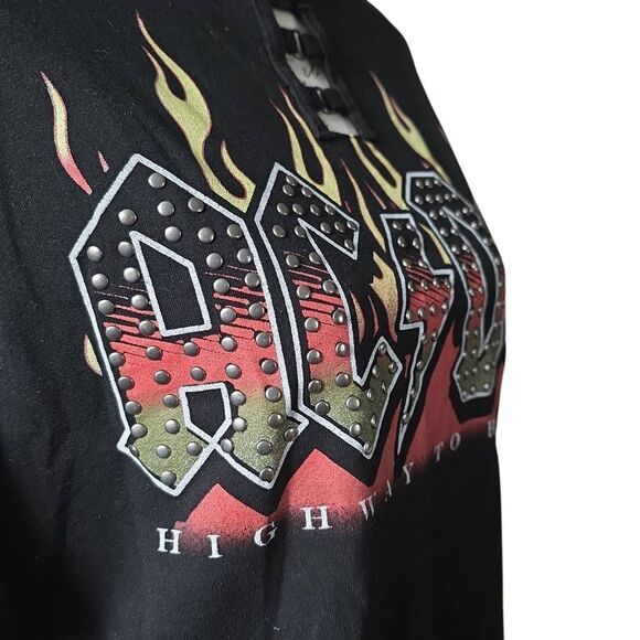 ACDC Women's Size Large Black Studded Highway to Hell Cropped T-Shirt - Picture 3 of 5